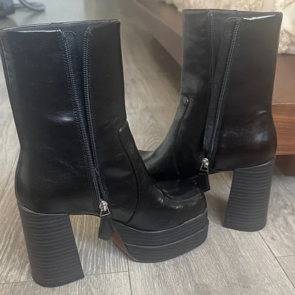 Patent Black Sexy Platform Ankle Boots - Picture 5 of 7